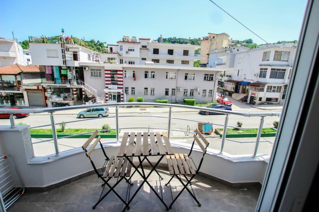 Brilant Luxury Apartment Gjirokastër Eksteriør bilde